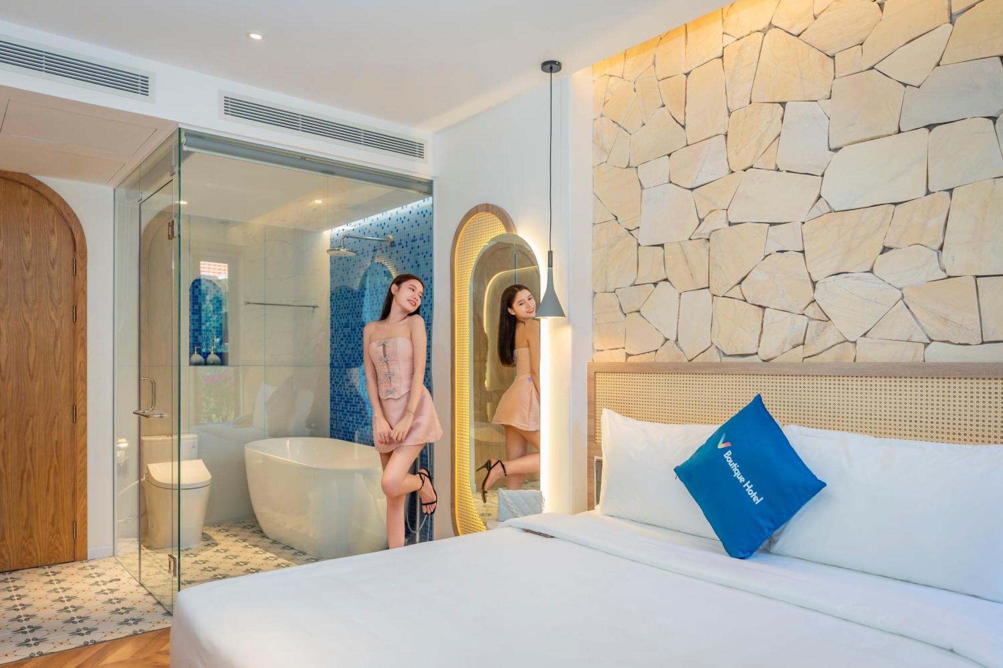 V Boutique Hotel - Complimentary Refreshments Вунгтау Экстерьер фото