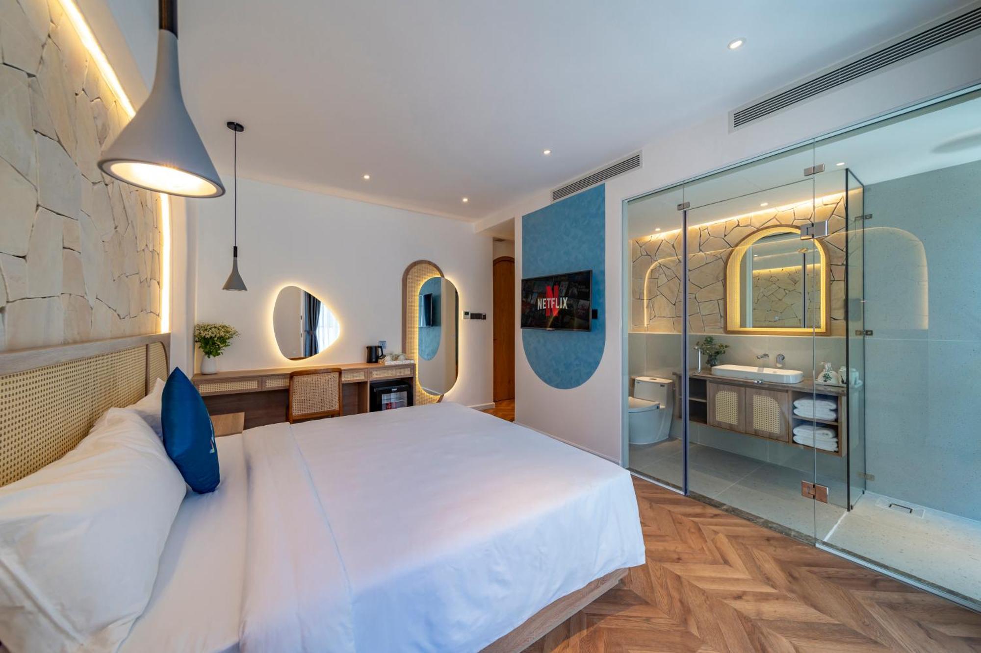 V Boutique Hotel - Complimentary Refreshments Вунгтау Экстерьер фото