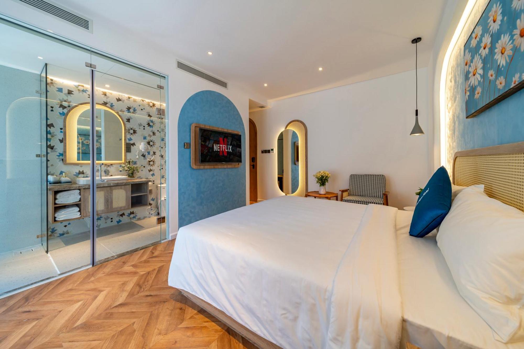 V Boutique Hotel - Complimentary Refreshments Вунгтау Экстерьер фото