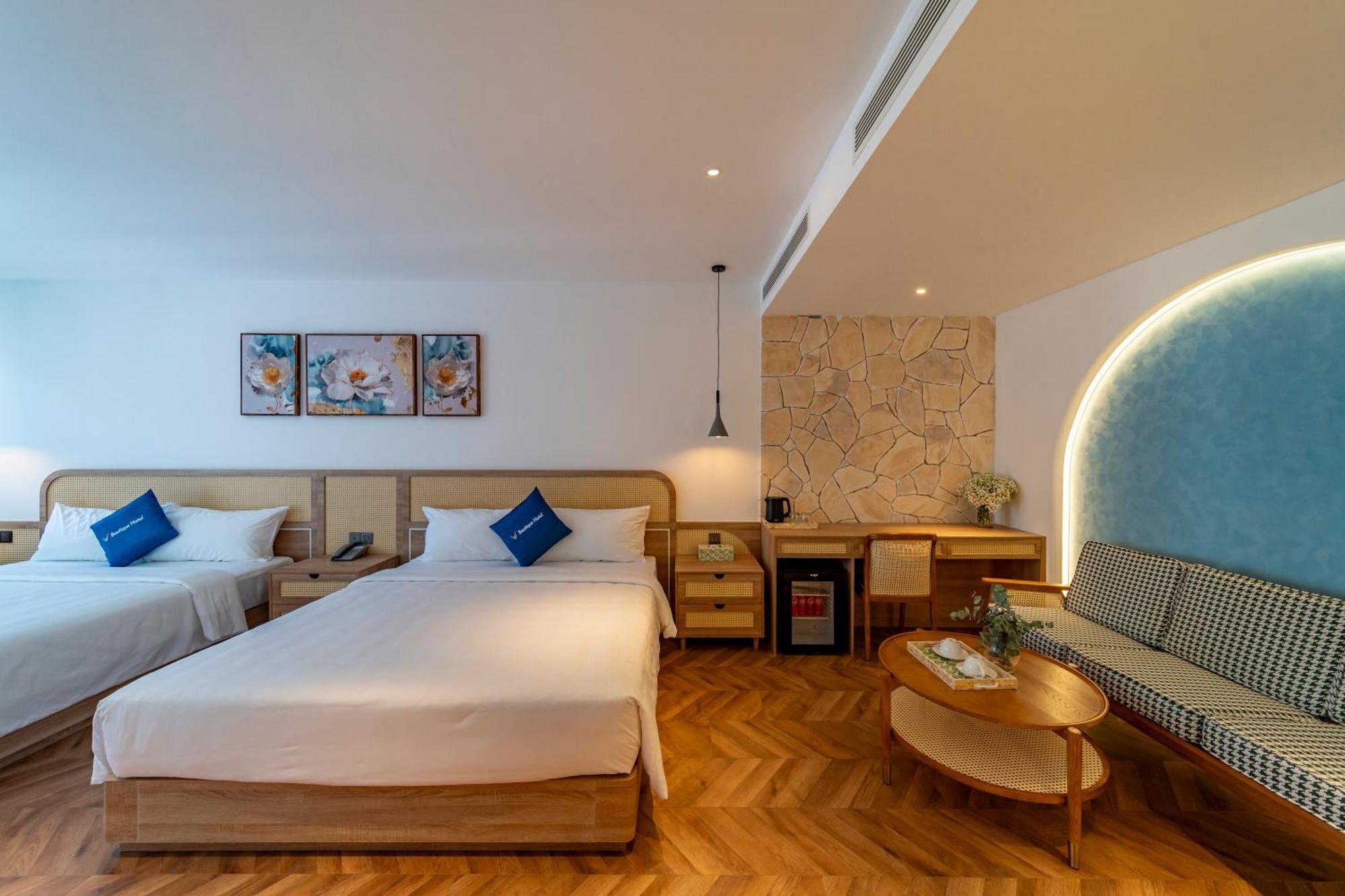 V Boutique Hotel - Complimentary Refreshments Вунгтау Экстерьер фото