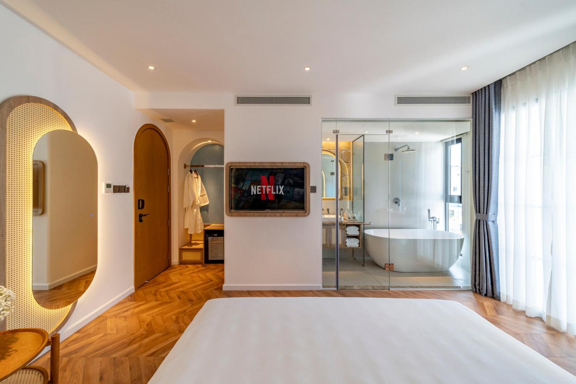 V Boutique Hotel - Complimentary Refreshments Вунгтау Экстерьер фото