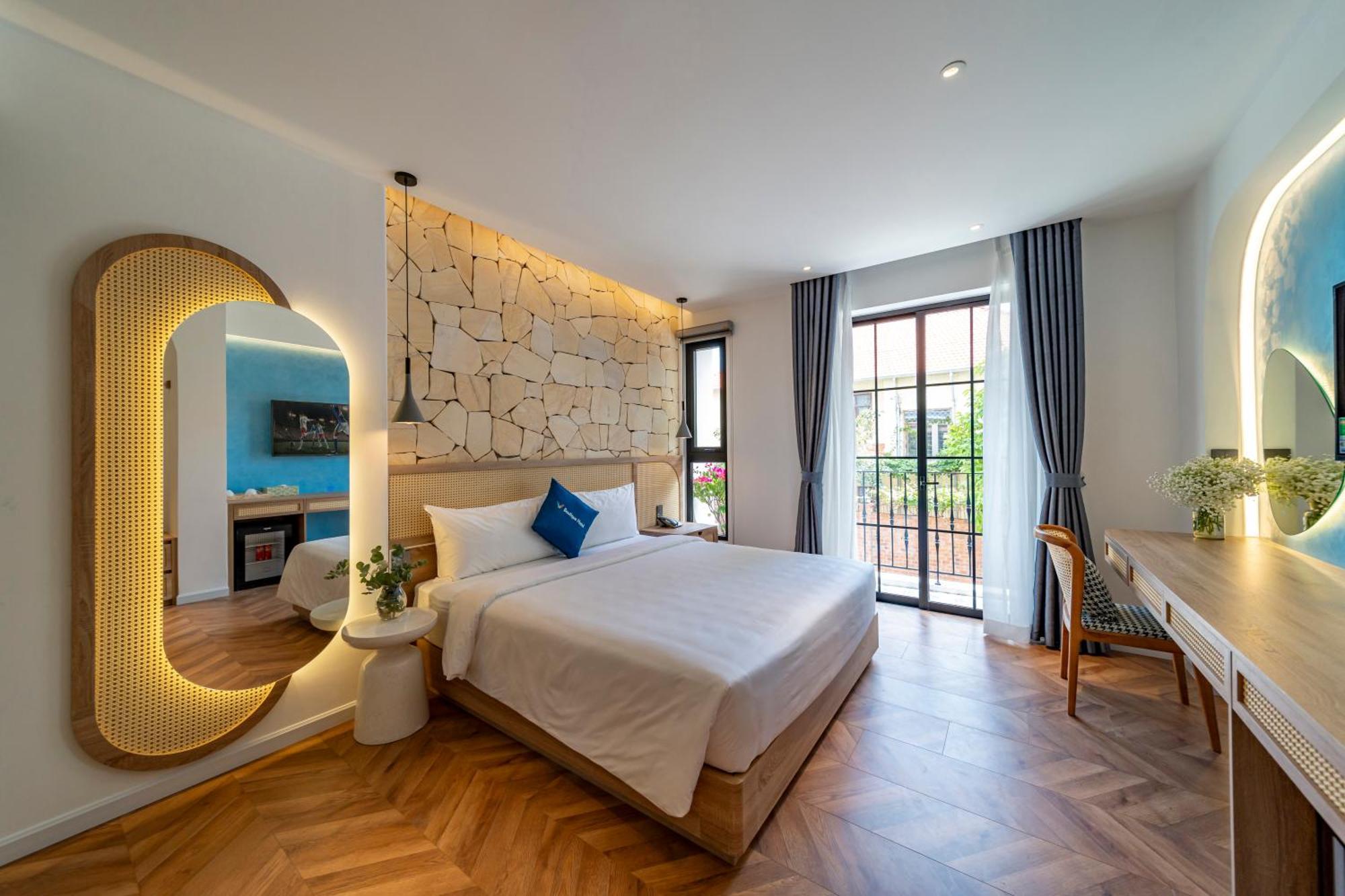 V Boutique Hotel - Complimentary Refreshments Вунгтау Экстерьер фото