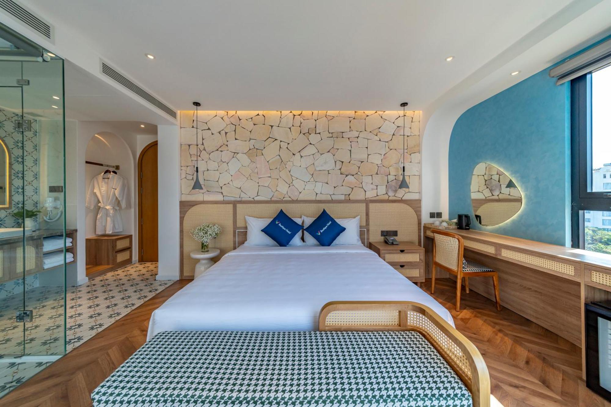 V Boutique Hotel - Complimentary Refreshments Вунгтау Экстерьер фото